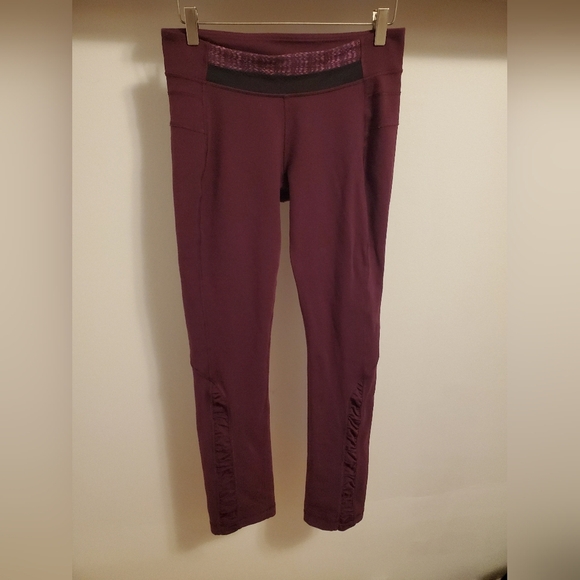 Lululemon City Pulse Pant. Plum / Burgundy color. Size 8. 27" inseam. Ruffled. - Picture 5 of 13